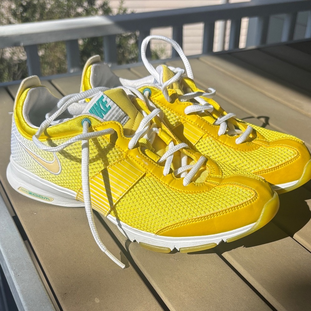 Nike Retro Yellow Sneakers